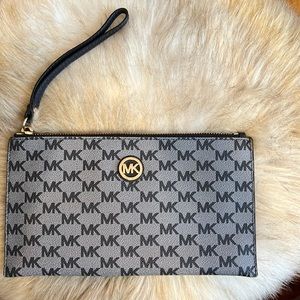 Signature Michael Kors Clutch